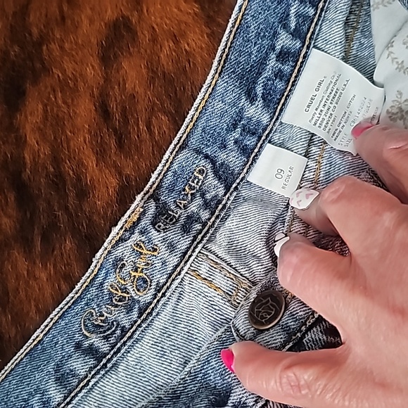 JEANS - Picture 4 of 5